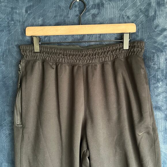 Nike Sportswear Triple Black Athletic‎ Casual Jogger Sweatpants Mens Size XL - Picture 2 of 6